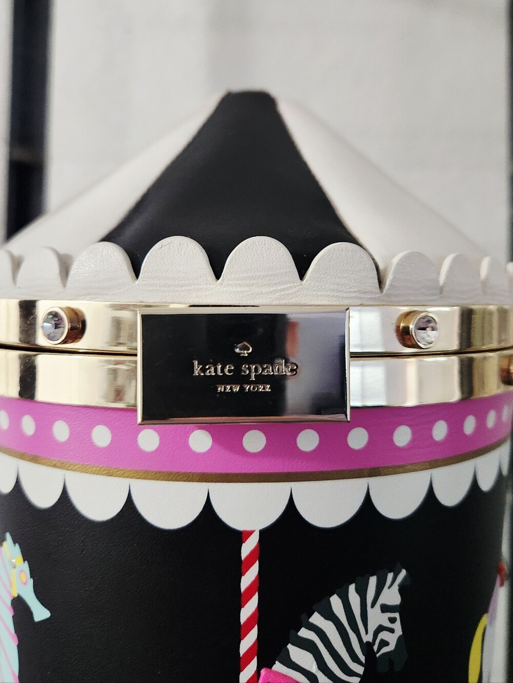 Kate Spade "Flavor Of The Month" Carousel Wristlet Bag - Picture 9 of 11